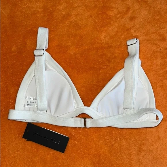 Gianni Bini Classic White Bikini Set - Picture 3 of 8